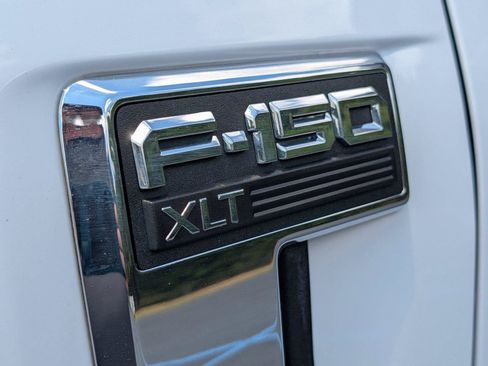 Used 2022 Ford F150 XLT w/ Bed Utility Package RWD image 25