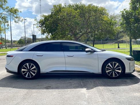 Used 2022 Lucid Air Grand Touring image 8