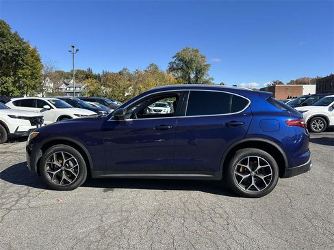 Used 2019 Alfa Romeo Stelvio Ti image 6