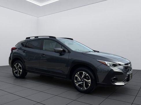 Used 2024 Subaru Crosstrek 2.0i Premium image 8