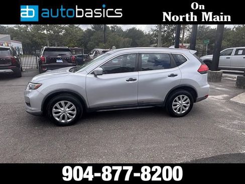 Used 2017 Nissan Rogue S AWD/4WD image 2