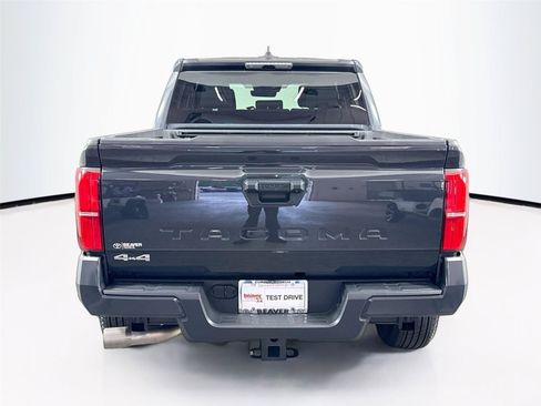 Used 2024 Toyota Tacoma SR5 AWD/4WD image 10