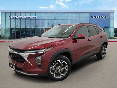 Used 2025 Chevrolet Trax LT