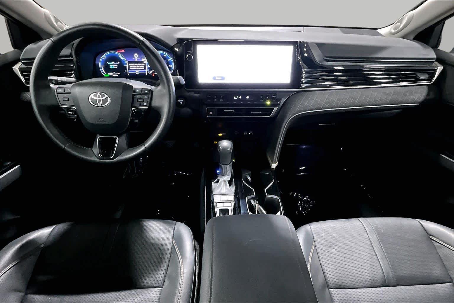 Used 2025 Toyota Camry XLE w/ Premium Package AWD/4WD image 16