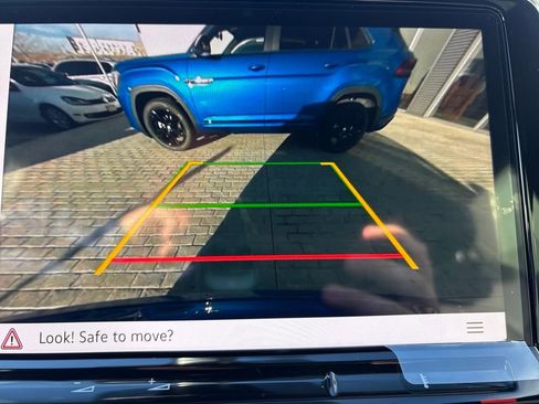 New 2026 Volkswagen Atlas Cross Sport SE image 19