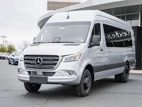 New 2025 Mercedes-Benz Sprinter 3500 image 3
