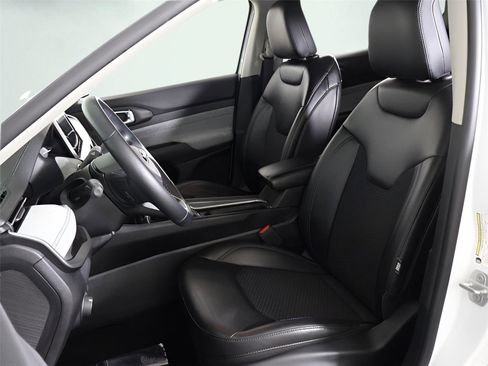 Used 2022 Jeep Compass Latitude w/ Convenience Group image 26