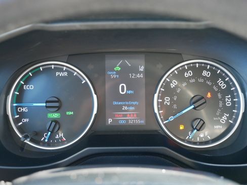 Used 2021 Toyota RAV4 XLE Premium image 21