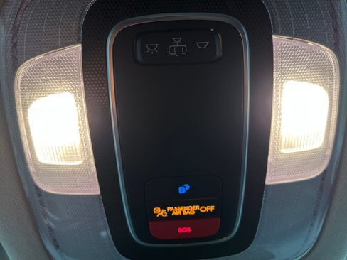 Used 2024 Hyundai Kona SEL AWD/4WD image 70