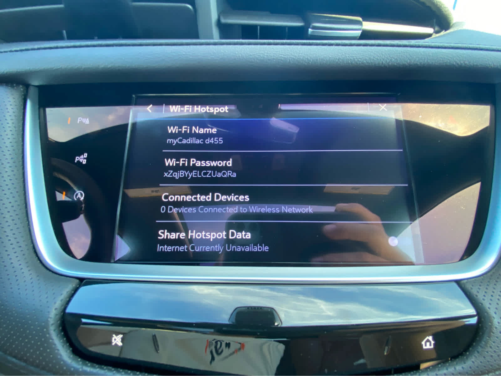 Used 2025 Cadillac XT5 Sportv w/ Technology Package AWD/4WD image 33