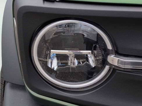 New 2025 Ford Bronco 4-Door image 15