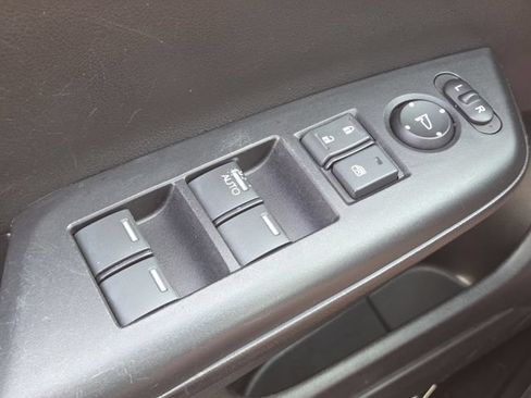 Used 2013 Honda Civic EX-L image 22
