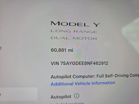 Used 2022 Tesla Model Y Long Range image 11