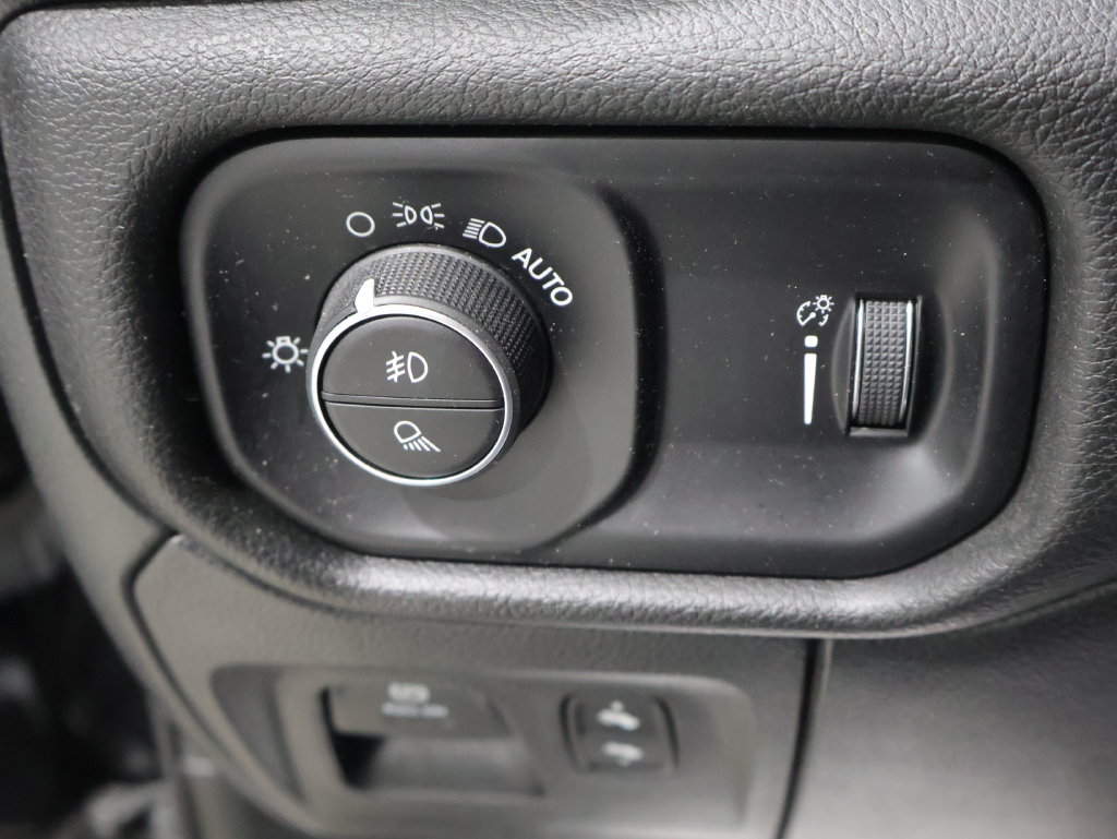 Used 2024 RAM 1500 Big Horn AWD/4WD image 28