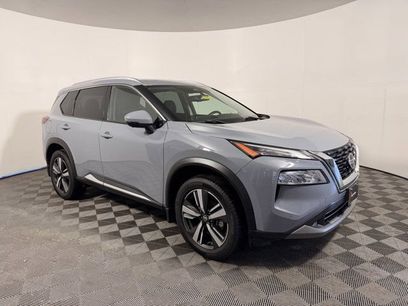 Used 2021 Nissan Rogue SL w/ Premium Package