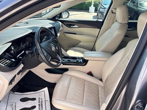 Certified 2022 Buick Envision Avenir w/ Premium Seat Package FWD image 19