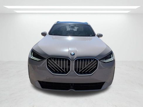 New 2026 BMW X3 xDrive30 w/ Premium Package image 9