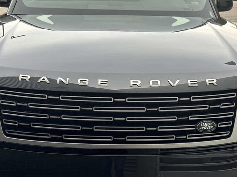 New 2026 Land Rover Range Rover SE AWD/4WD image 11