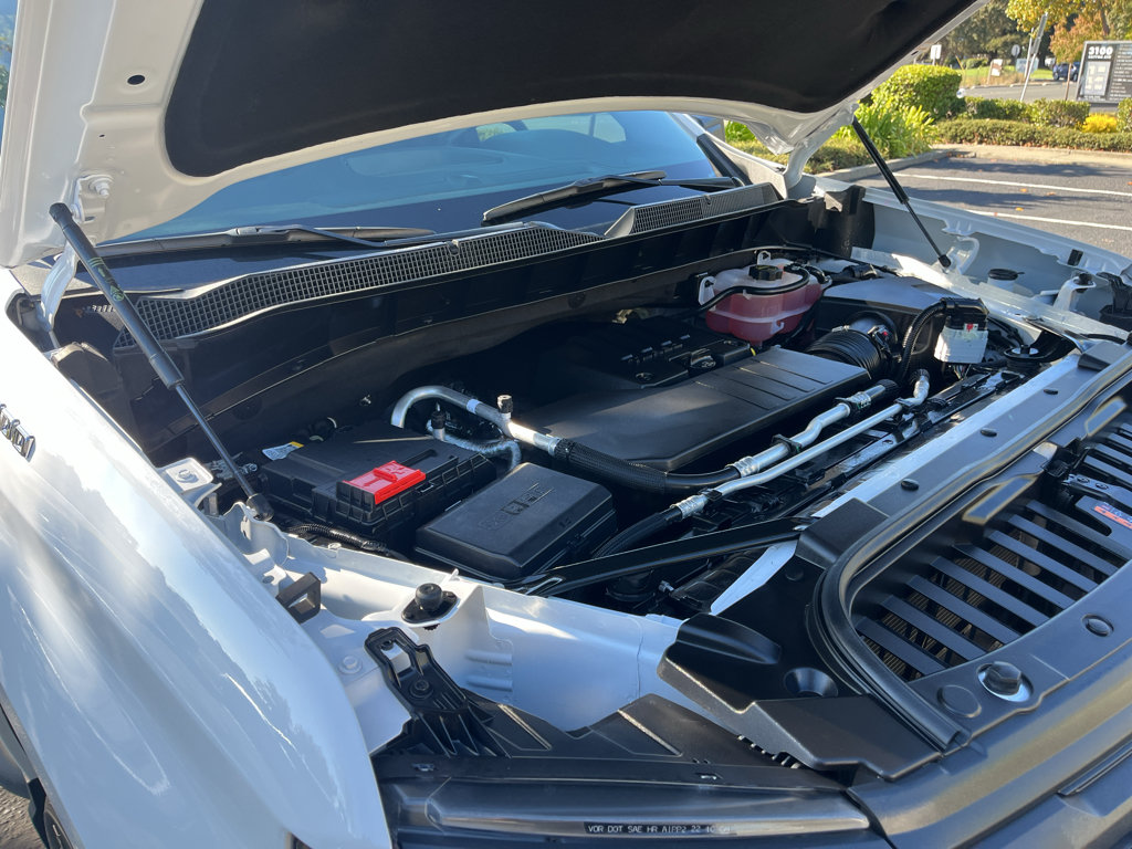 Certified 2026 Chevrolet Silverado 1500 Custom AWD/4WD image 10