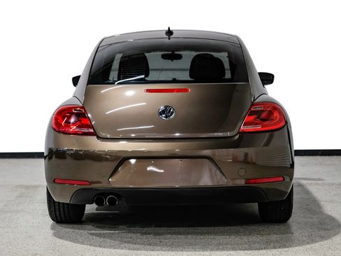 Used 2014 Volkswagen Beetle 1.8T FWD image 7