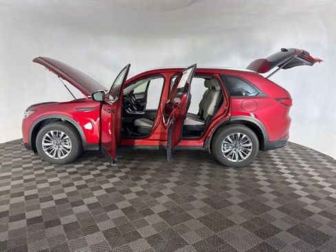 Used 2024 MAZDA CX-90 3.3 Turbo w/ Preferred Package image 11