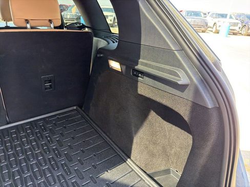 Used 2022 Lincoln Corsair Reserve w/ Equipment Group 201A image 23