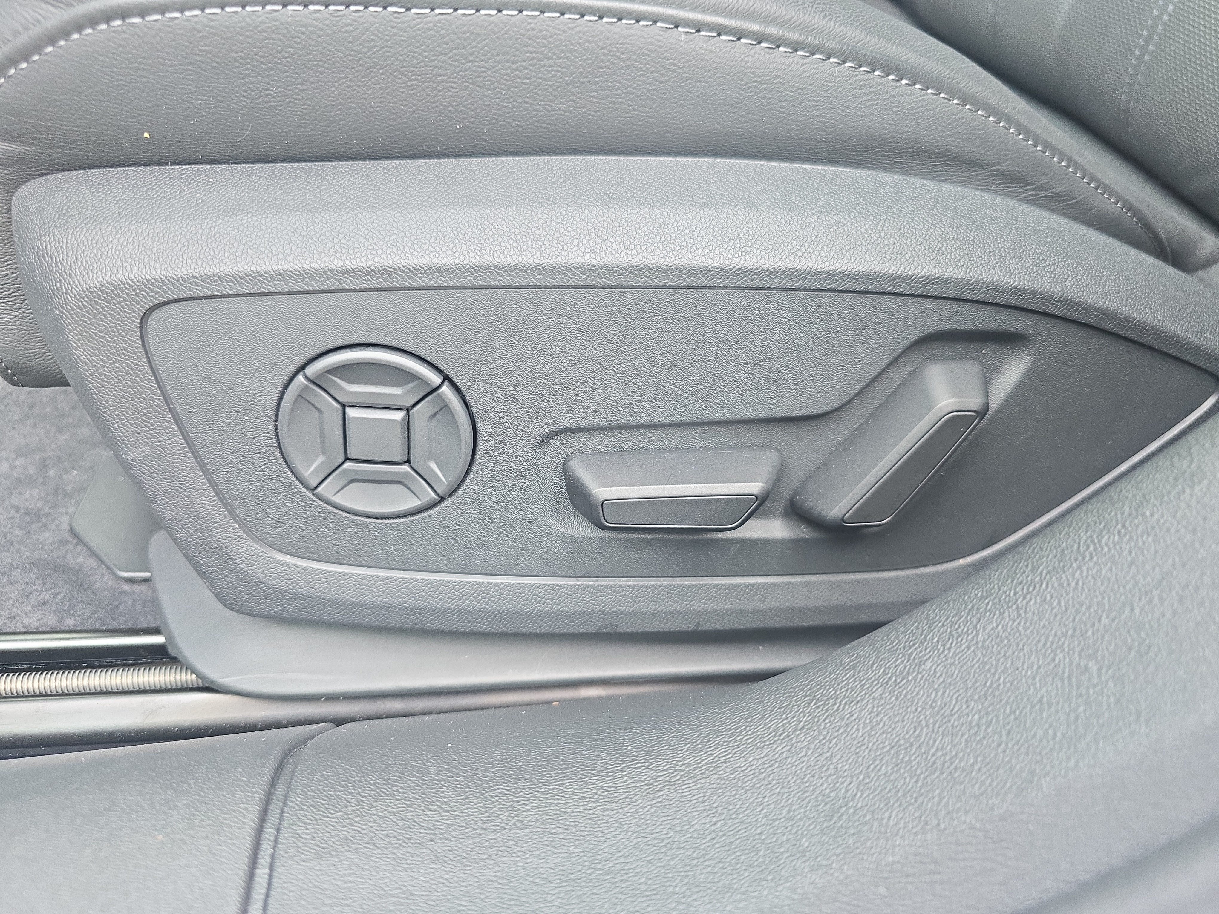 Certified 2025 Audi A5 Premium Plus AWD/4WD image 27