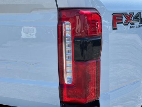 New 2026 Ford F250 Lariat w/ Lariat Ultimate Package image 25