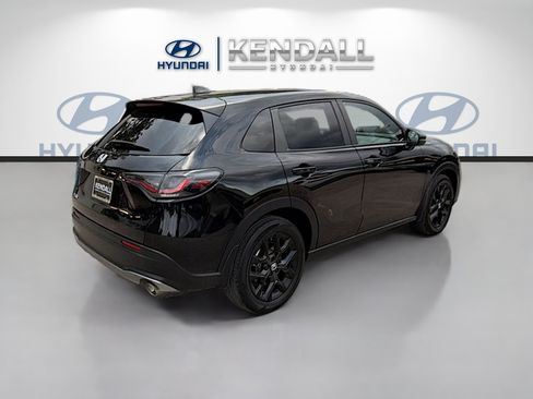Used 2025 Honda HR-V Sport image 6