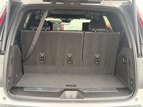 Used 2021 Cadillac Escalade Sport w/ Driver Assist Tech Package image 37