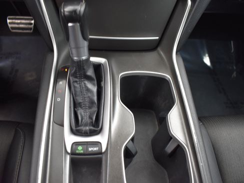 Used 2020 Honda Accord Sport image 14