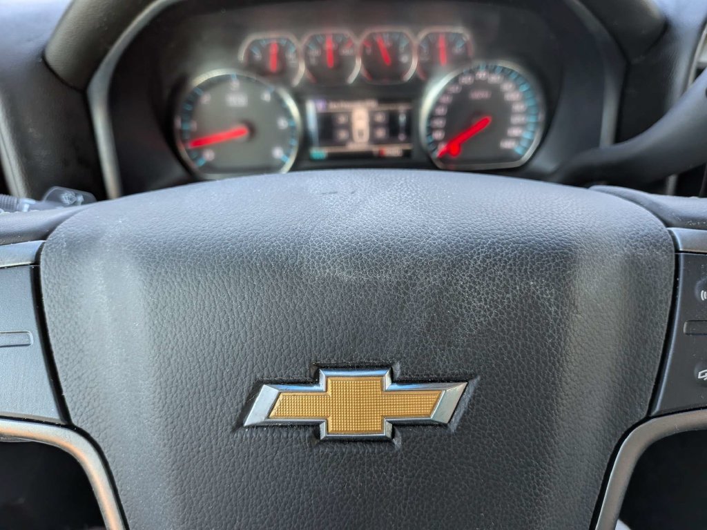 Used 2018 Chevrolet Silverado 1500 LT w/ All Star Edition RWD image 30