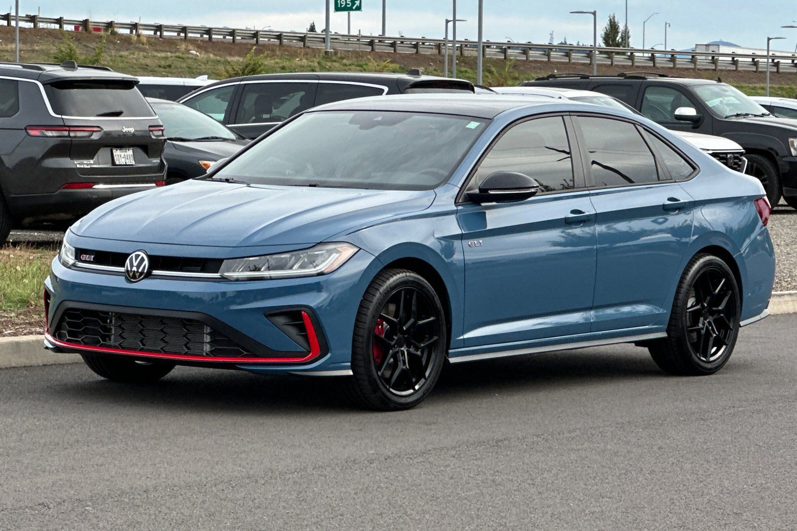Used 2026 Volkswagen Jetta GLI Autobahn FWD image 7