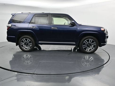 Used 2023 Toyota 4Runner Limited AWD/4WD image 9