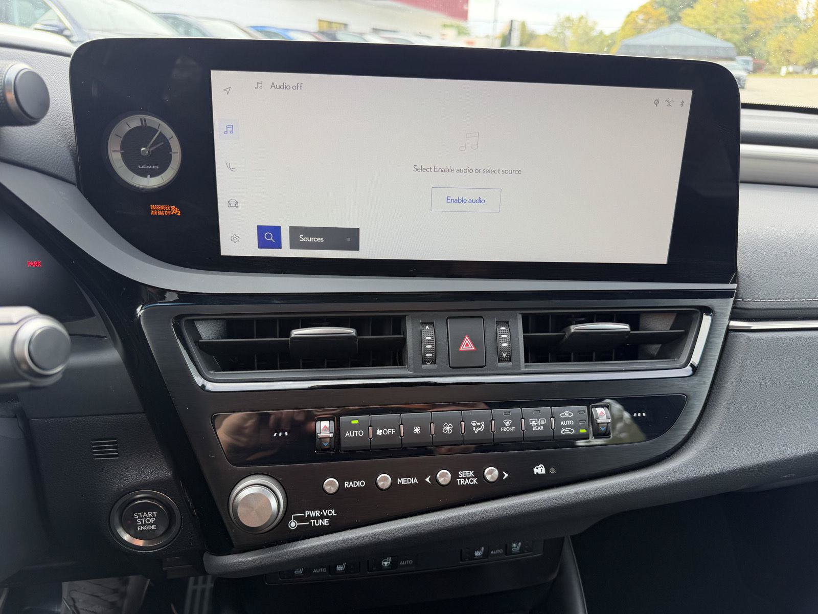 Used 2023 Lexus ES 350 F Sport w/ Accessory Package (Z2) FWD image 21