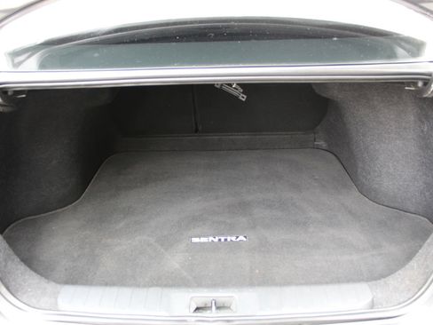 Used 2022 Nissan Sentra SV FWD image 27