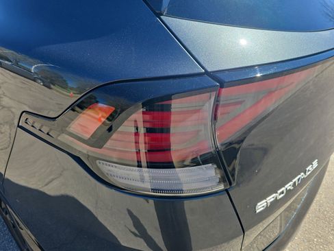 Used 2024 Kia Sportage SX image 36
