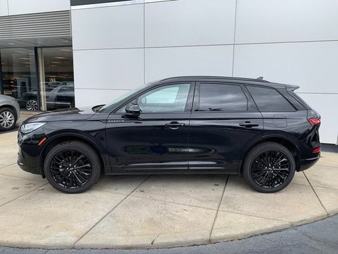 New 2026 Lincoln Corsair Premiere AWD/4WD image 2