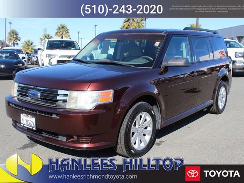 Used 2010 Ford Flex SE image 3