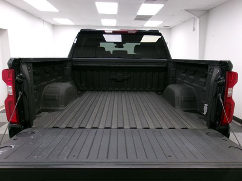 Certified 2024 Chevrolet Silverado 1500 RST w/ Z71 Off-Road Package AWD/4WD image 11
