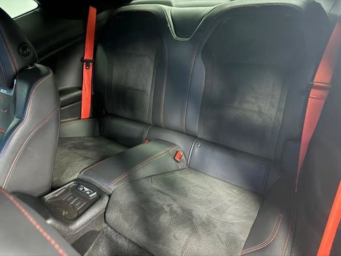 Used 2019 Chevrolet Camaro ZL1 RWD image 17