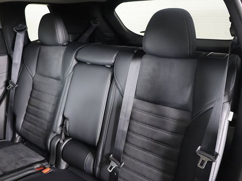 New 2026 Mitsubishi Outlander SE image 35