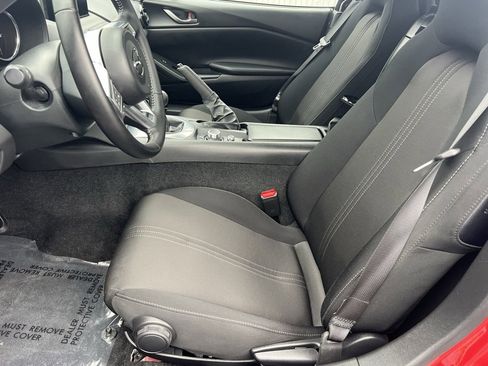Used 2024 MAZDA MX-5 Miata Sport image 12