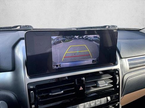 Used 2023 Lexus GX 460 Premium image 22