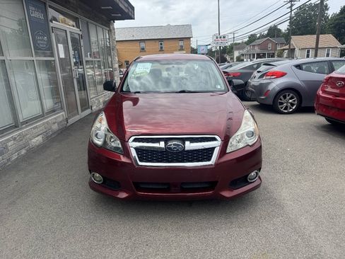 Used 2013 Subaru Legacy 2.5i AWD/4WD image 2