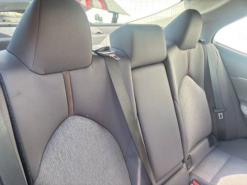 Used 2020 Toyota Camry LE image 26