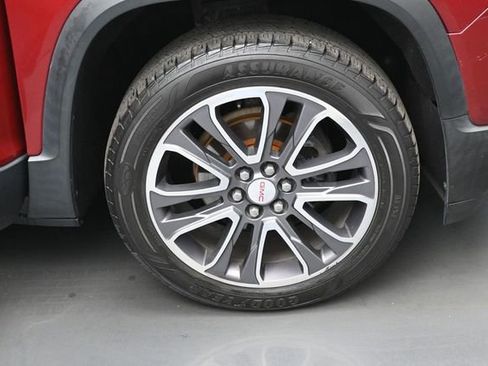 Used 2019 GMC Acadia SLT AWD/4WD image 45