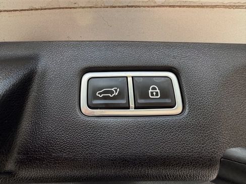 Used 2023 Kia Sorento EX FWD image 25