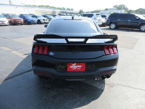 Used 2025 Ford Mustang GT Premium RWD image 6