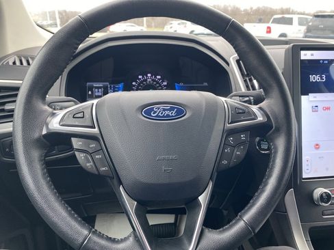 Used 2024 Ford Edge SEL image 28